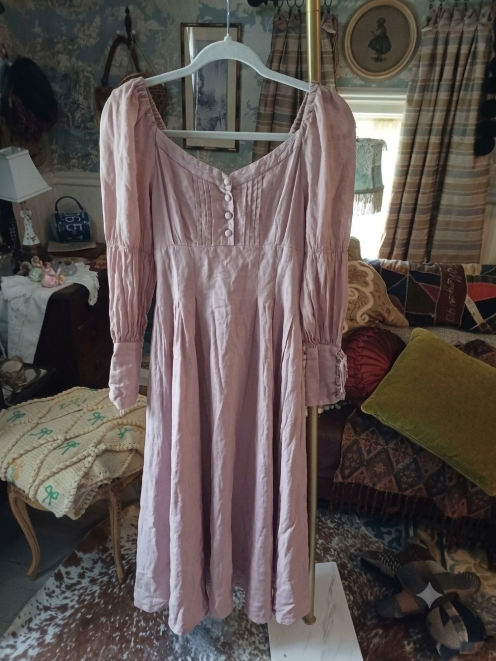 Linennaive Elegant Dusty Pink Maxi Dress with Sweetheart Neckline - Picture 2 of 10